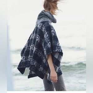 Anthropologie Wintertide poncho Cowl Neck